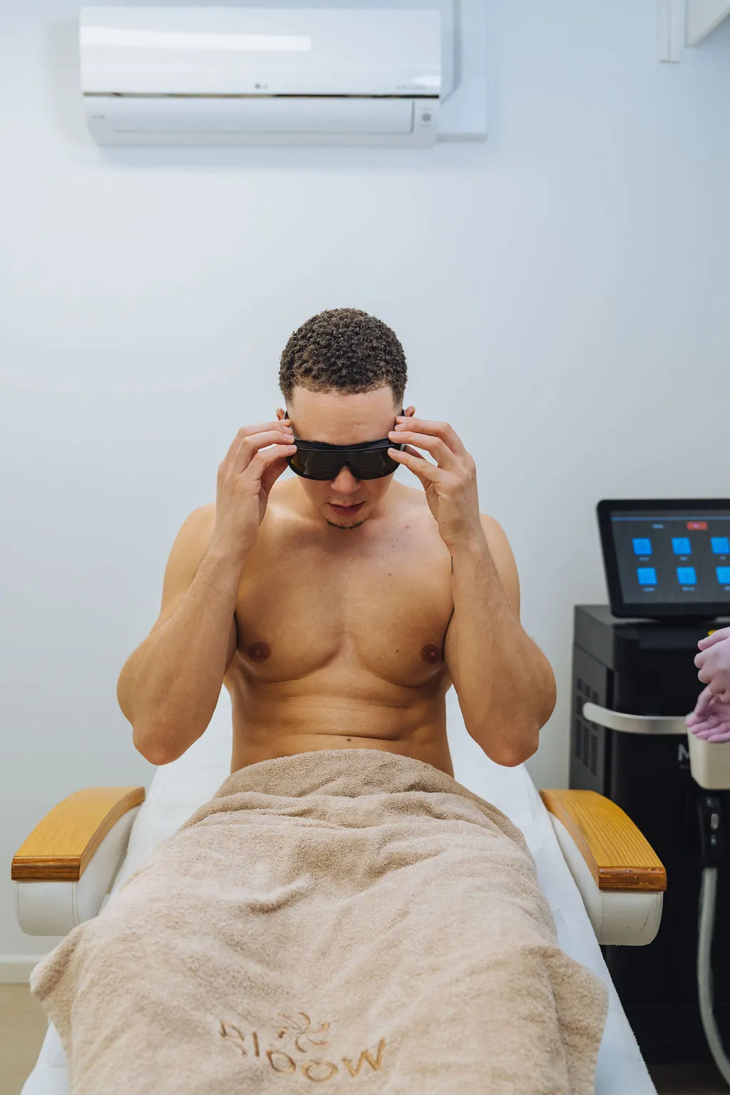 Full body laserontharen voor mannen bij Gloow